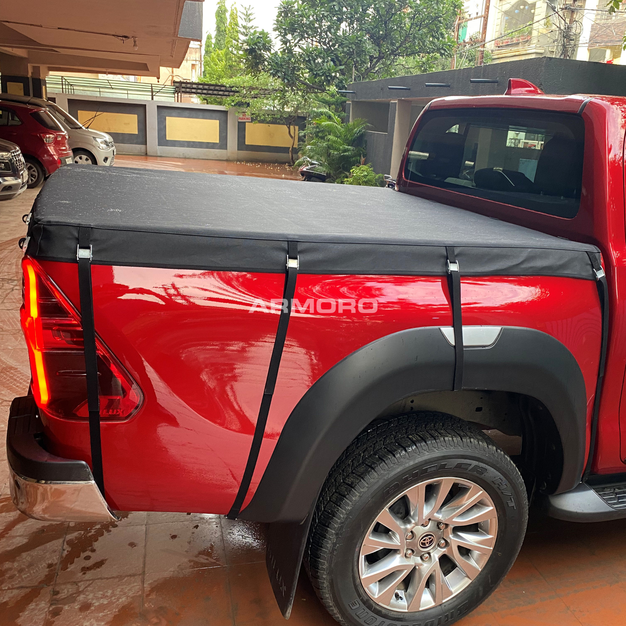 Toyota Hilux Tonneau Cover