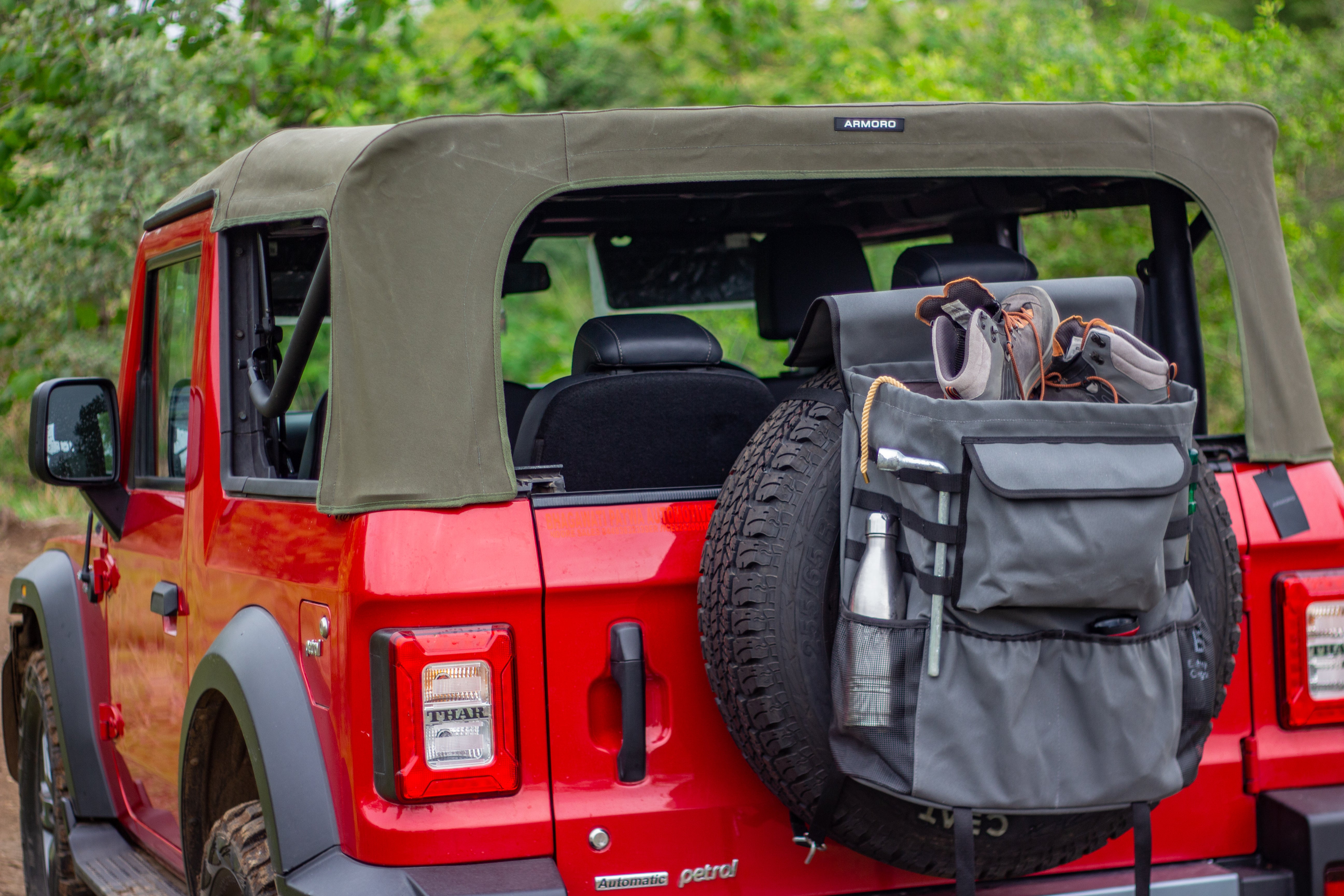 Jeep wrangler storage deals bags